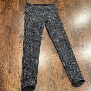 Athleta girl, size 14 cute patterned leggings